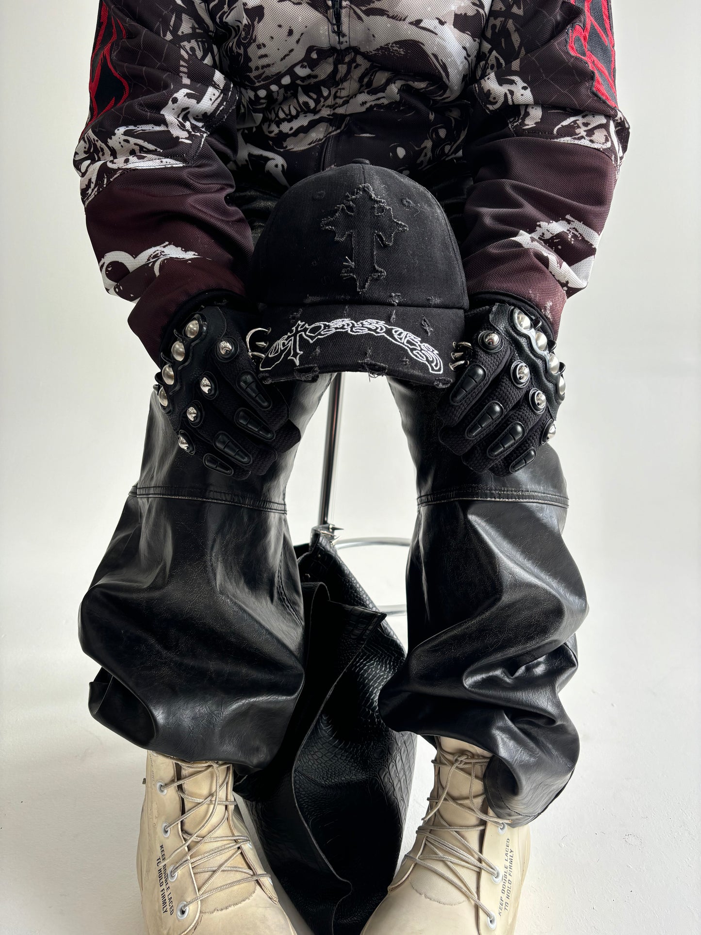 CROSSES PIERCED HAT